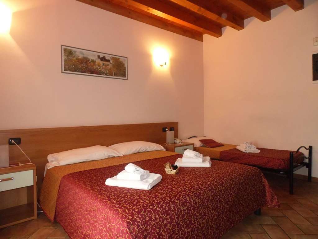 וליג'יו סול מיניציו Hotel Agli Ulivi חדר תמונה