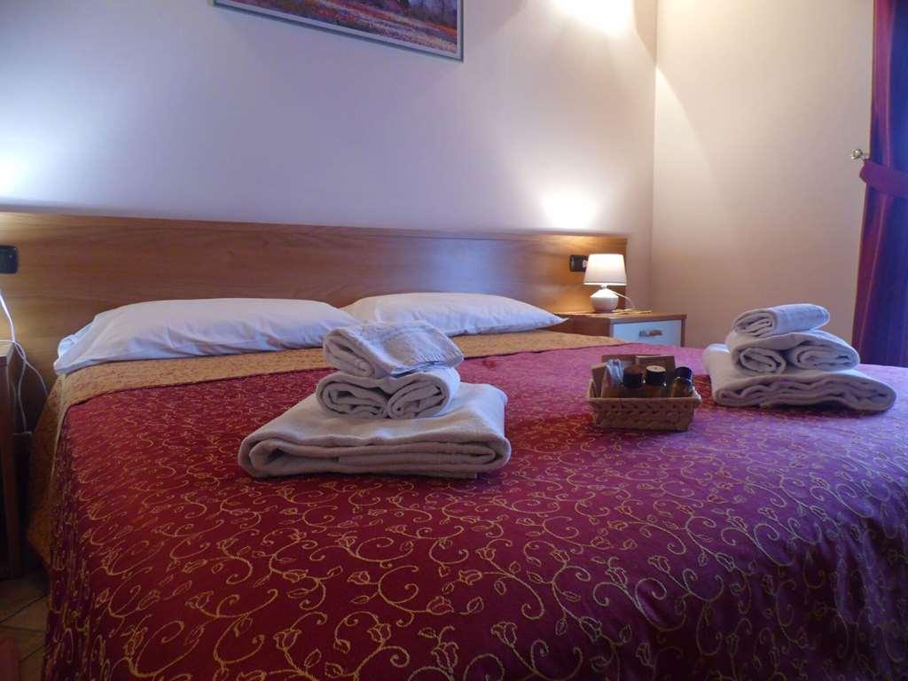 וליג'יו סול מיניציו Hotel Agli Ulivi חדר תמונה